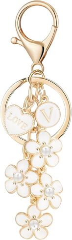 سلسلة مفاتيح بالحرف الأول للفتيات على شكل قلب زهرة للأطفال وحلقة مفاتيح لحقيبة اليد وحقيبة الظهر in Kuwait