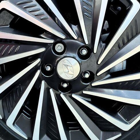 Farad H1/E Galvanized Silver Lug Nut Wheel-Locks Kit Suitable for Hyundai Palisade (M12 X 1.5 Thread Size) - Set of 4 Lug Nuts + 1 Key in Kuwait