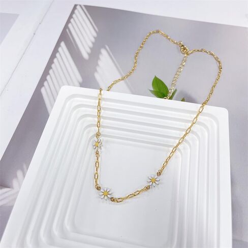 Cute Daisy Flower Choker Neacklace for Women 14k Gold Plated Dainty Enamel Sunflower Adjustable Chain Necklaces Hypoallergenic Fashion Jewelry for Her Bff in Saudi Arabia