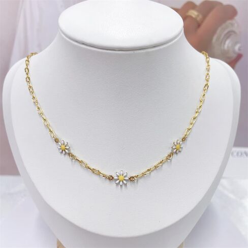 Cute Daisy Flower Choker Neacklace for Women 14k Gold Plated Dainty Enamel Sunflower Adjustable Chain Necklaces Hypoallergenic Fashion Jewelry for Her Bff in Saudi Arabia