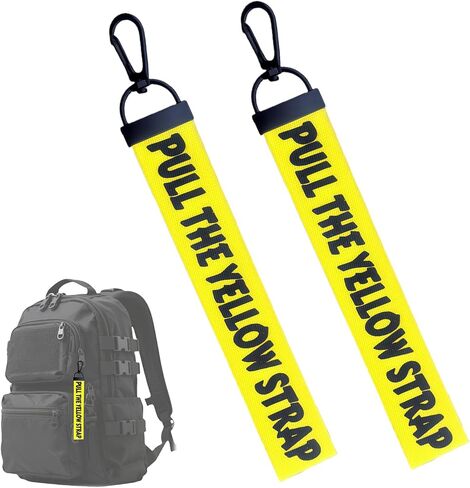 عبوتان من سلسلة المفاتيح ذات الحزام الأصفر، ملحق حديقة الملاهي الحنين للمفاتيح والحقائب، تذكار للحديقة الترفيهية in Kuwait