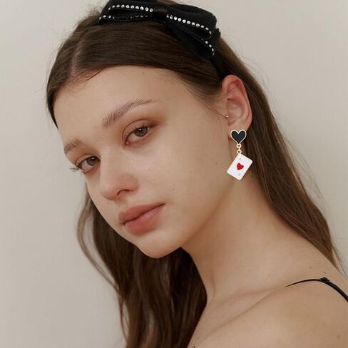 Red Heart Playing Card Necklacs Earrings Set for Women Personalized Fashion Black Velvet Hearts Pendant Necklace Good Luck Ace of Spade Earring Casino Charm Jewelry in Saudi Arabia