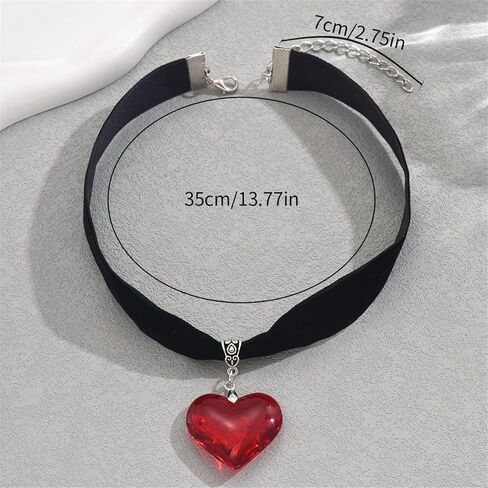 Red Heart Playing Card Necklacs Earrings Set for Women Personalized Fashion Black Velvet Hearts Pendant Necklace Good Luck Ace of Spade Earring Casino Charm Jewelry in Saudi Arabia