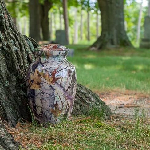 جرة حرق جثث مموهة Next Camo G2 محفورة خصيصًا للرماد - متوسطة، ألومنيوم، جرة بنية، جرة حرق جثث متوسطة الحجم، ارتفاع 8.75 بوصة in Kuwait