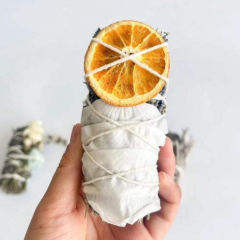 Spiritual Smudge Kit – 4 Sage Bundles with Crystals, Palo Santo & Dried Flowers – Energy Cleansing Gift Set for Meditation, Relaxation, and Positive Vibes in Saudi Arabia