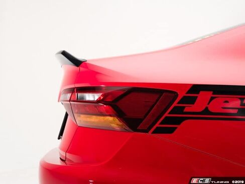 ECS Gloss Black Trunk Spoiler Compatible with VW MK7 Jetta in Saudi Arabia
