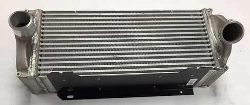New Charge Air Cooler/Intercooler fits John Deere Tractor 7200R 7215R 7230R Replaces RE287862 in Kuwait