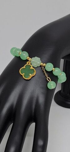 Lucky&Store GREEN 8mm Agate/Clover Leaf Stretch Bracelet in Gold Plated. Apple Green Agate 8mm Round Bracelet. Agate Bracelet. Clover Leaf Agate LOVER. in Saudi Arabia