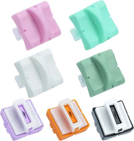 7 عبوات من شفرات إعادة التعبئة لقطع الورق A4 A5، قاطعة الشرائح للتشذيب الدقيق، تصميم وقائي محمل بالزنبرك، شفرة بديلة لقواطع الورق، تنطبق على قطع البطاقات والحرف اليدوية (7 ألوان) in Kuwait