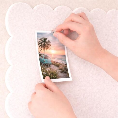 لوحة إعلانات من اللباد الصدفي مقاس 60.96 × 45.72 سم، لوحة دبوس جدارية مزخرفة للسكن الجامعي وغرفة النوم، لوحة مذكرة للصور والملاحظات وعرض الدراسة (بيج دافئ) in Kuwait