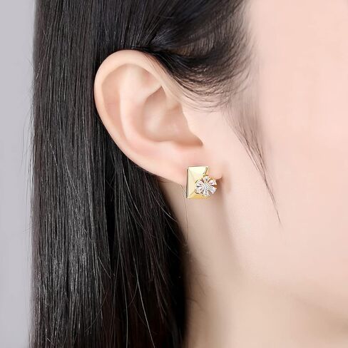 D Color VVS1 Clarity Round Cut Moissanite Stud Earrings in 14K Gold, Four Prong Setting Moissanite Earrings for Women in Saudi Arabia
