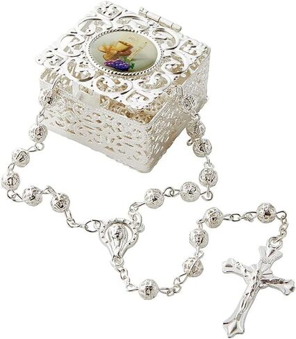 مجموعة مسبحة وصندوق المناولة الأولى للأولاد والبنات تتضمن صندوق مسبحة بمفصلات معدنية فضية مع تصميم الكأس والمضيف ومسبحة من الخرز الفضي in Kuwait