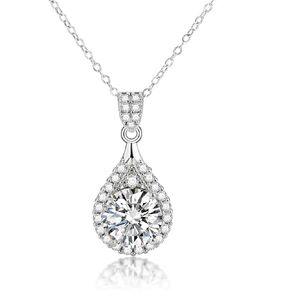 YSDD Teardrop 5 Carat Moissanite Pendant Necklace, 925 Sterling Silver Plated 18K White Gold Ladies Necklace Jewellery in Kuwait