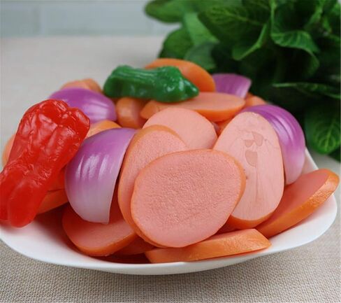 10 قطعة من شرائح السجق الغذائية الاصطناعية النابضة بالحياة لتزيين اللحوم نموذج الدعامة شريحة السلامي المزيفة ديكور المنزل in Kuwait