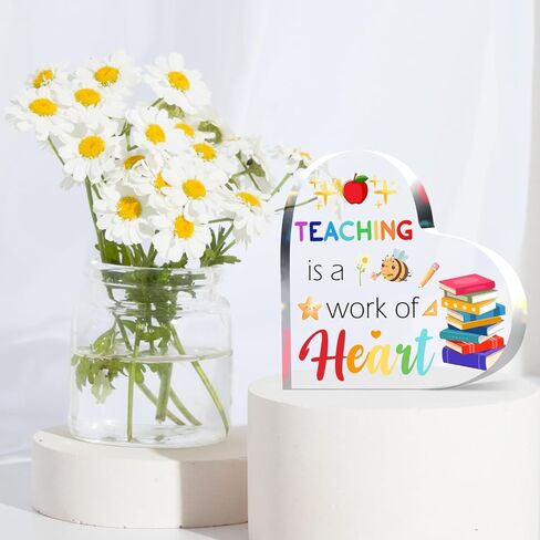 هدايا تقدير المعلم، أفضل هدايا عيد ميلاد المعلم، تذكار من الأكريليك وهدية ثقالة الورق للمعلم، هدية تخرج، شكرًا لك، التدريس هو عمل من القلب in Kuwait