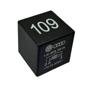 1J0 906 381 A#109 Multi-Purpose Relay for Bora Golf MK4 Beetle A3 Octavia TDI in Kuwait