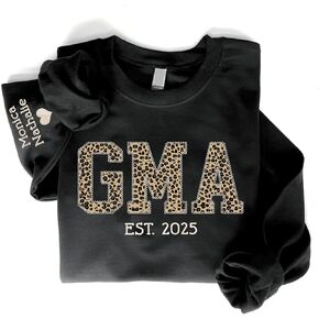 Personalized Floral Embroidered Grandma Crewneck Sweatshirt - Gifts for New Grandmas, Mothers Day, Birthday in Kuwait