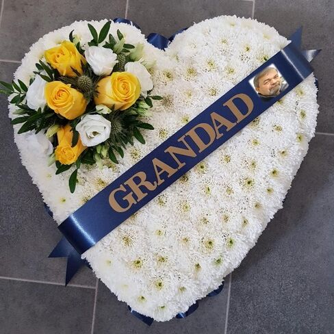 شريط جنازة تذكاري مخصص ومطبوع حسب الطلب مع إكليل صور اختياري غير متضمن بطول 5 أقدام in Kuwait