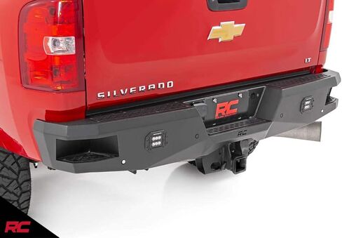 المصد الخلفي LED للخدمة الشاقة من Rough Country لسيارة Chevy Silverado وGMC Sierra 2500HD/3500HD (2011-2019) in Kuwait