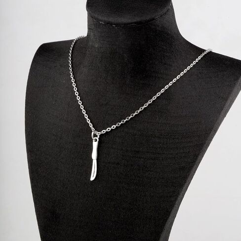 WUSUANED Horror Michael Necklace Scary Knife Jewelry Killer Birthday Gift Horrible Movie Fan Gifts in Saudi Arabia