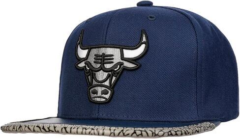 Mitchell & Ness Chicago Bulls Navy Day 3 Snapback Cap Kappe Basecap in Saudi Arabia