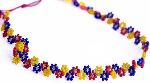 قلادة قلادة قابلة للتعديل مصنوعة يدويًا من TravelDanceSave من كولومبيا - ألوان علم كولومبيا - زهور in Kuwait