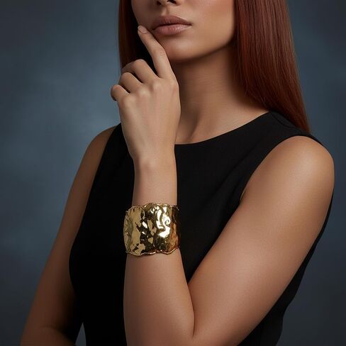 سوار مزود بطبقة من الذهب المنصهر، مجعد بحواف منصهرة، سوار عريض مجعد بحواف مدببة، سوار مجعد، طبقة خارجية من الذهب شديد اللمعان in Kuwait