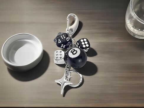 8 كرات النرد سحر سلسلة المفاتيح لطيف حقيبة محفظة حقيبة يد الملحقات المفاتيح سحر المحفظة لحقائب الظهر - الملحقات الجمالية الأنيقة - سلاسل المفاتيح لطيف للنساء - سلسلة المفاتيح 8ball - اتجاه Y2K in Kuwait