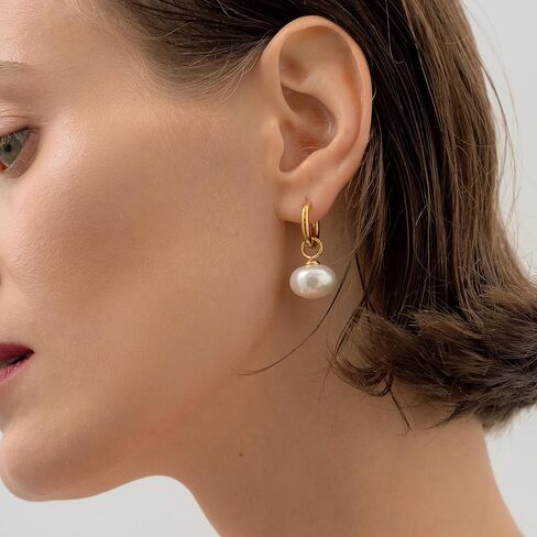 أقراط اللؤلؤ للنساء | مجوهرات ذهبية مقاومة للماء وخالية من التشويه | أقراط هوجي للنساء | أقراط مضادة للحساسية | مطلية بالذهب عيار 18 قيراطًا بتقنية PVD | أقراط الذهب | هوجي هوبس in Kuwait