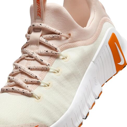 Nike Free Metcon 6 Women's Workout Shoes (Soft Pearl/Pearl White/Black) in Saudi Arabia