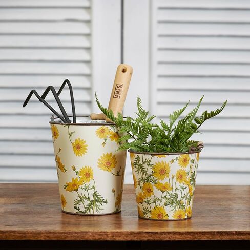 Primitives by Kathy Every Daisy Bucket Set in Saudi Arabia