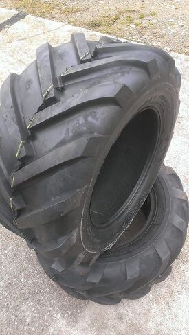 PAIR 23x10.50-12 4 Ply Deestone D405 Tractor Lug AG Traction PAIR in Kuwait