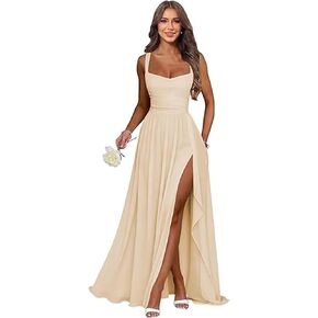 فساتين وصيفة الشرف ضيقة من الشيفون للنساء بأشرطة سباغيتي مطوية مع فتحة فستان زفاف الضيوف in Kuwait