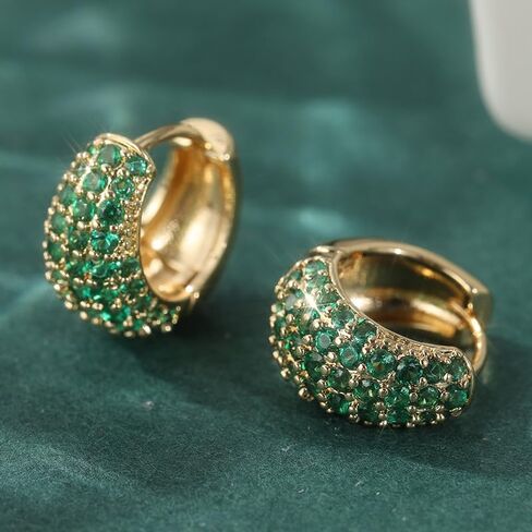 European and American Trendy Golden Color Hoop Stud Clip Earrings For Women Vintage Synthetic Green Zircon Women's Earrings Jewelry Wholesale in Saudi Arabia