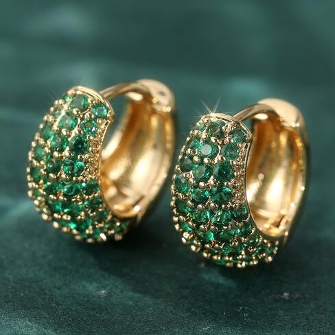 European and American Trendy Golden Color Hoop Stud Clip Earrings For Women Vintage Synthetic Green Zircon Women's Earrings Jewelry Wholesale in Saudi Arabia