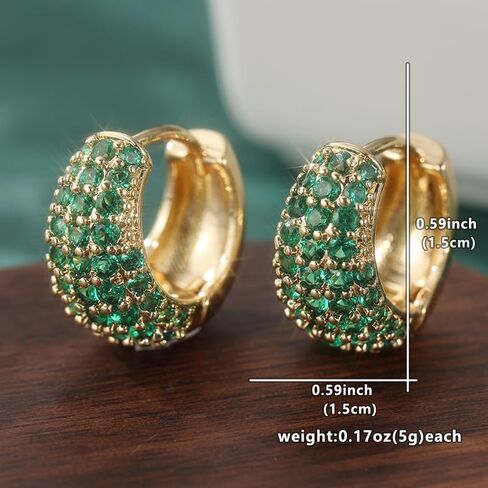 European and American Trendy Golden Color Hoop Stud Clip Earrings For Women Vintage Synthetic Green Zircon Women's Earrings Jewelry Wholesale in Saudi Arabia