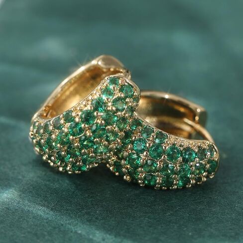 European and American Trendy Golden Color Hoop Stud Clip Earrings For Women Vintage Synthetic Green Zircon Women's Earrings Jewelry Wholesale in Saudi Arabia