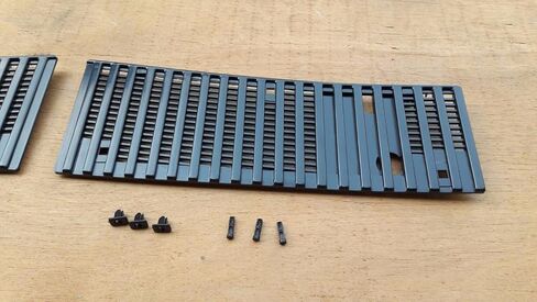 Top Hood Cowl Grille fit for Nissan 720 D21 Pickup 1986-97 Hardbody in Saudi Arabia