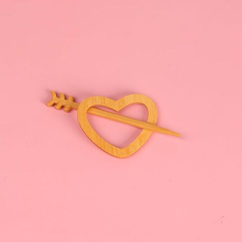 2pcs Elegant Handcrafted Bamboo Brooch - Irregular Wooden Scarf Pin for Sweaters, Autumn Winter Accessory in Saudi Arabia