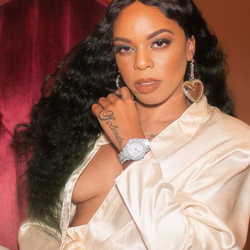 ساعة ManChDa فضية للنساء من الداخل مرصعة بالماس بالكامل وحجر الراين مثلج من الكوارتز والكريستال والستانلس ستيل للسيدات in Kuwait