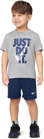 مجموعة الشورت Nike Dri-Fit مكون من قطعتين in Kuwait