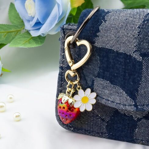 2 قطعة لطيف الكرز الفراولة اللؤلؤ سلاسل المفاتيح للنساء زهرة Kawaii حقيبة Charms محفظة اكسسوارات لحقائب اليد مفتاح السيارة in Saudi Arabia