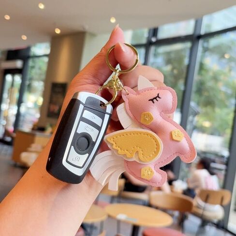 1x Pegasus Keychain Beautiful Horse Key Ring Car Keys Accessories, Tote Bag Charms, Handbag Pendant Ornament in Saudi Arabia
