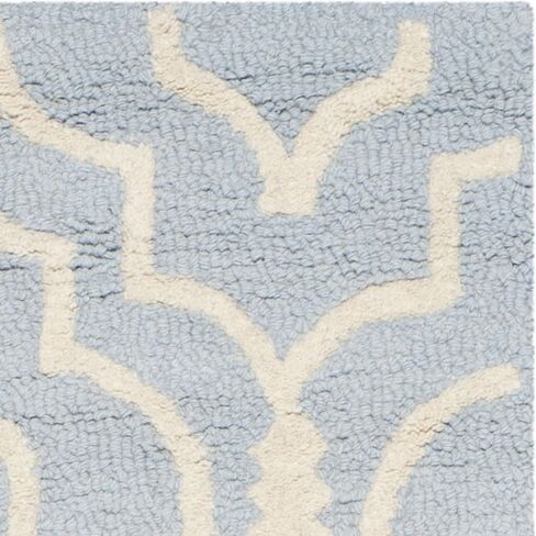 سجادة SAFAVIEH Cambridge Collection Runner - 2'6" x 6'، أزرق فاتح وعاجي، صوف مغربي مصنوع يدويًا، مثالية للمناطق ذات حركة المرور العالية في غرفة المعيشة وغرفة النوم (CAM141A) in Saudi Arabia
