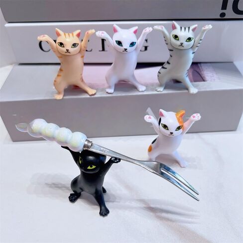 5 PCS Cats Figure Set Cute Gifts Desk Decor Funny Office Decor Cute Pen Holder Funny Office Desk Kawaii Dancing Cat in Saudi Arabia