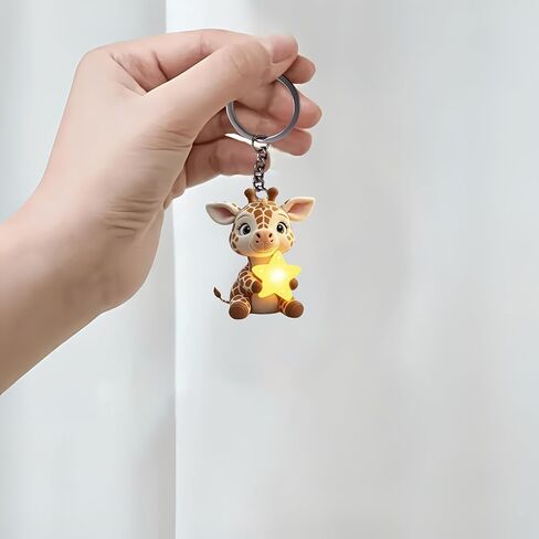 Acrylic Star Giraffe Keychain - Cute Baby Giraffe Holding Star Key Ring for Keys, Bags, Cars | Ideal Gift for Animal Lovers/YSK-70 in Saudi Arabia
