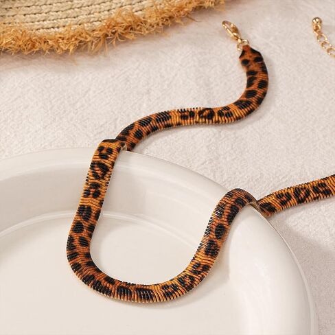 GIGB PBDK Chunky Brown Leopard Choker Necklace, Adjustable Snake Bone Chain Minimalist Exaggerated Necklace, Vintage Statement Thick Complex Outfits Accessory in Saudi Arabia
