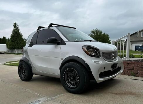 Little Big Supply™ Smart Fortwo 453 Roof Rack Cross Bars (2016+) (No Vehicle modifications Required) in Saudi Arabia