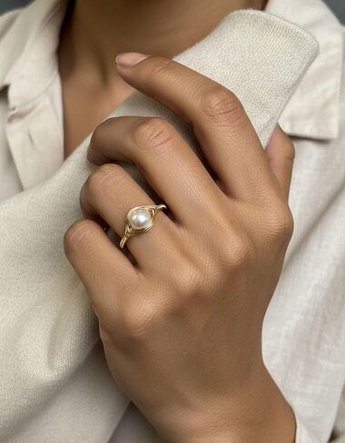 Gold Pearl Ring, Handmade Adjustable Ring with Freshwater Pearl, Vintage Jewelry for Women in Kuwait