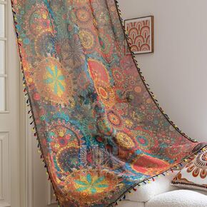 ستائر شفافة منقطة ملونة بطول 54 بوصة، حواف مهدبة وستائر شبه شفافة مزخرفة، معالجة نوافذ كبيرة لغرفة المعيشة/غرفة النوم، لوحتان in Kuwait